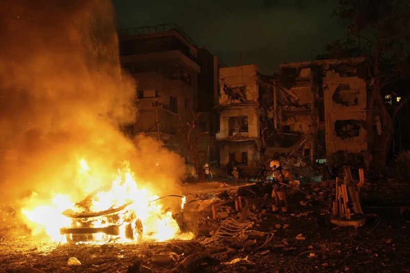 伊朗与以色列之间仍在相互袭击